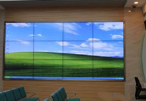 平和液晶拼接屏的另类用法。